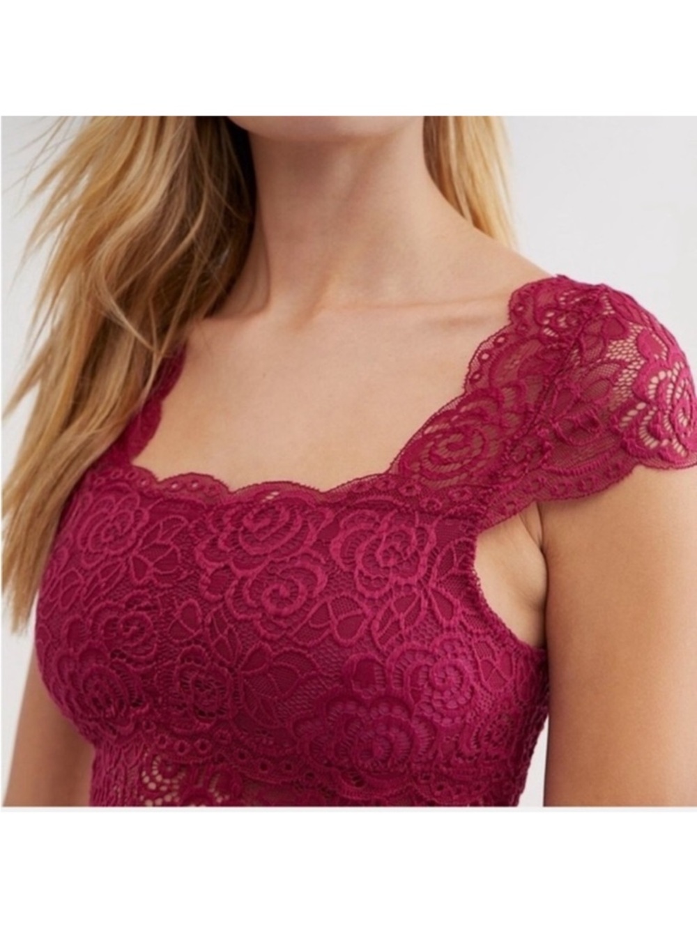 Free People Women’s Chase Me Lace Pullover Brami Crop Top